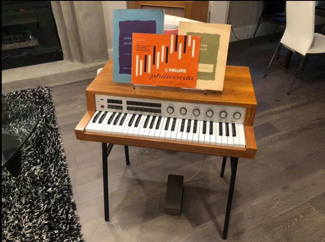 해외 장터 여행(4) – 1967 Philicorda combo organ