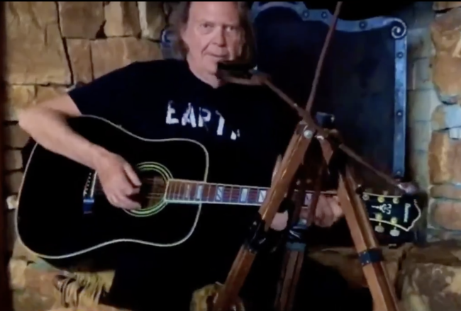 Neil Young의  "Fireside Sessions" livestream 방송